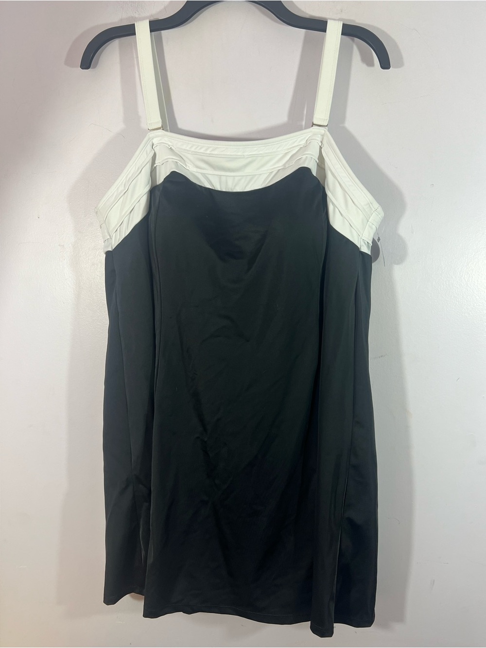 NWT Swimsuits For All Black White Swimdress One Piece Size 22